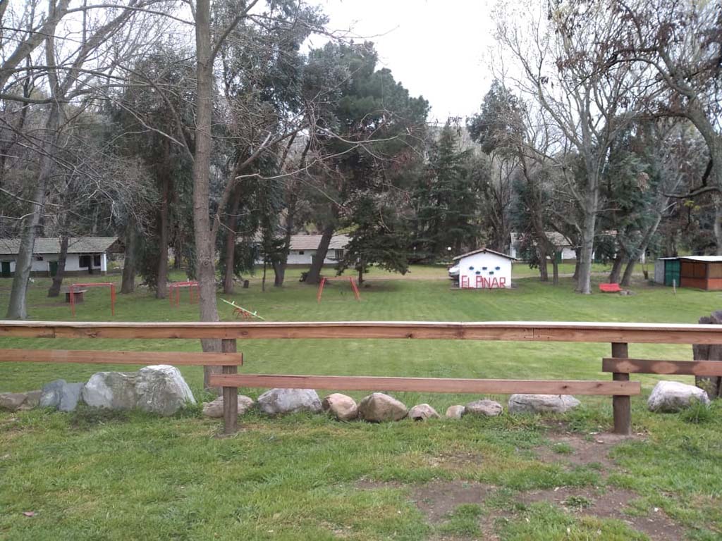 Camping y Cabañas El Pinar