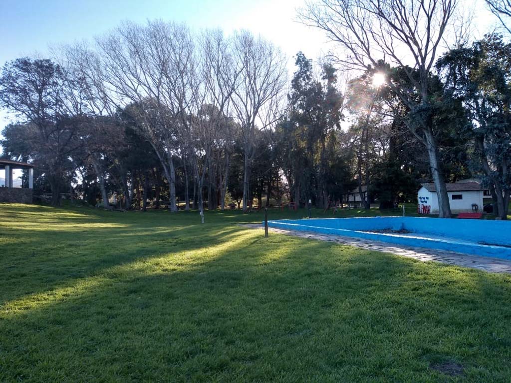 Camping y Cabañas El Pinar